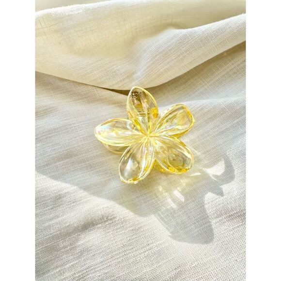 Iridescent and Translucent yellow plumeria hair claw ￼ - Picture 3 of 5